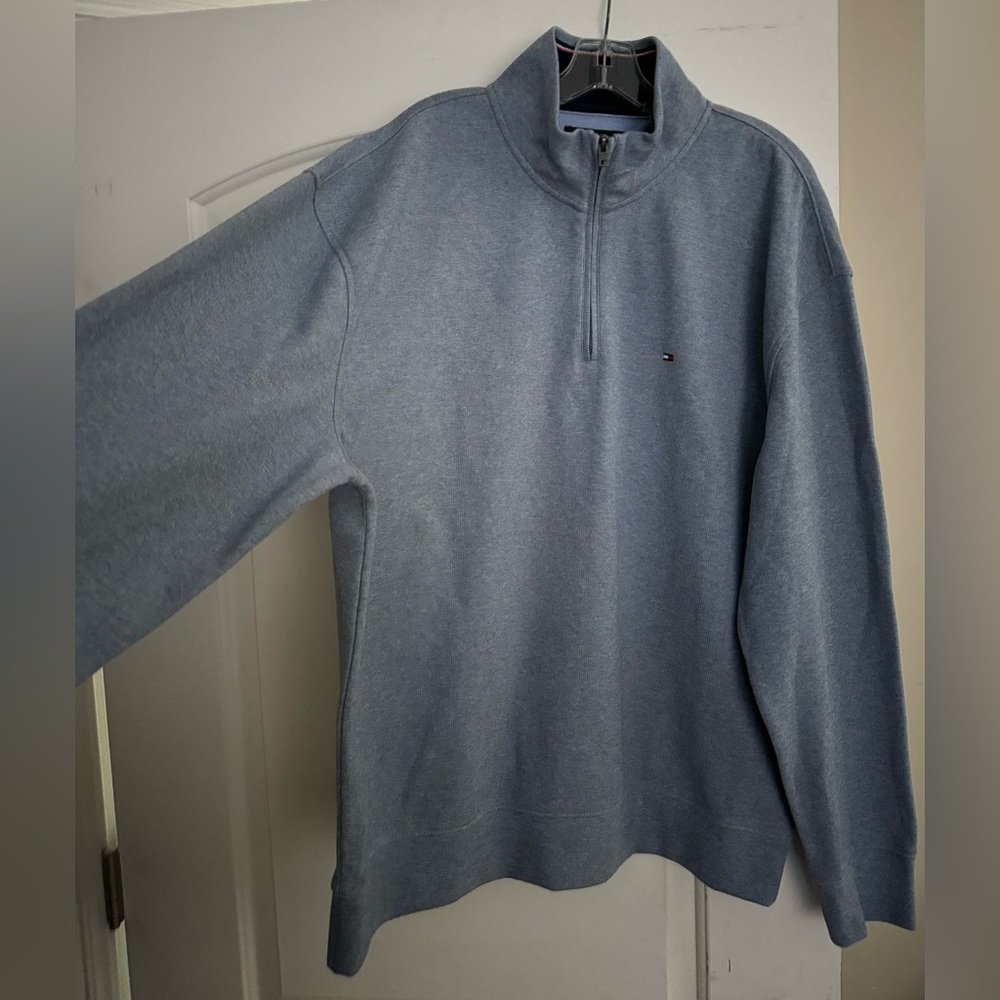 Brand new “Tommy Hilfiger “ sweater for men.Size-XL,color-very light blue.💙